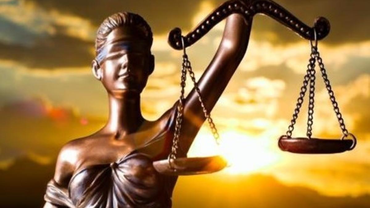 Lady Justice and Scales
